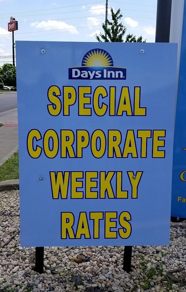 Days Inn By Wyndham Річмонд Екстер'єр фото