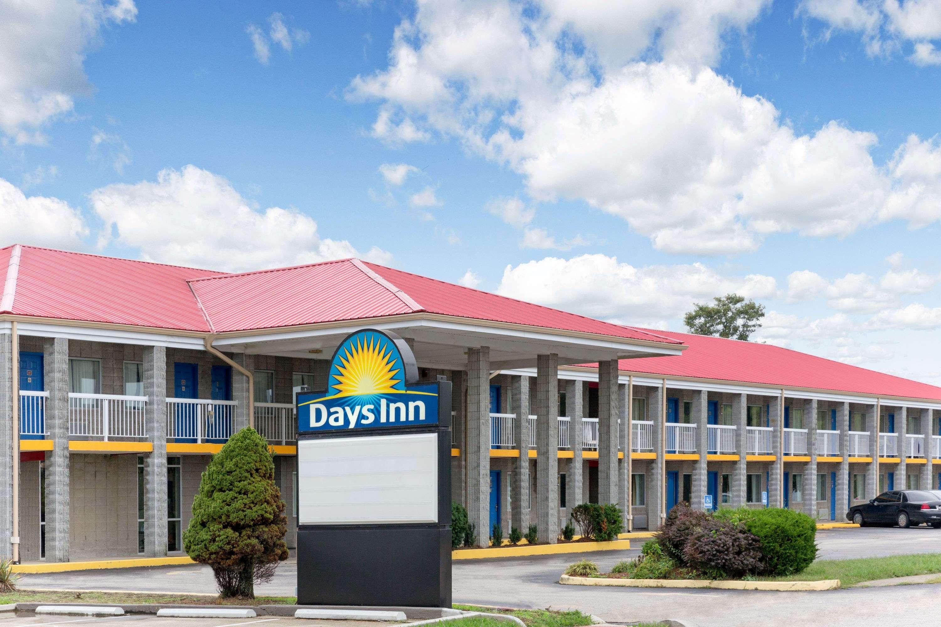 Days Inn By Wyndham Річмонд Екстер'єр фото